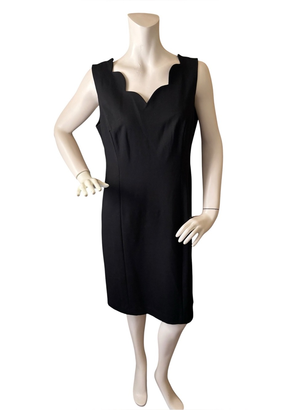 Talbots Black Scalloped Neck Midi Ponte Stretch Sheath Sleeveless Dress, size 12